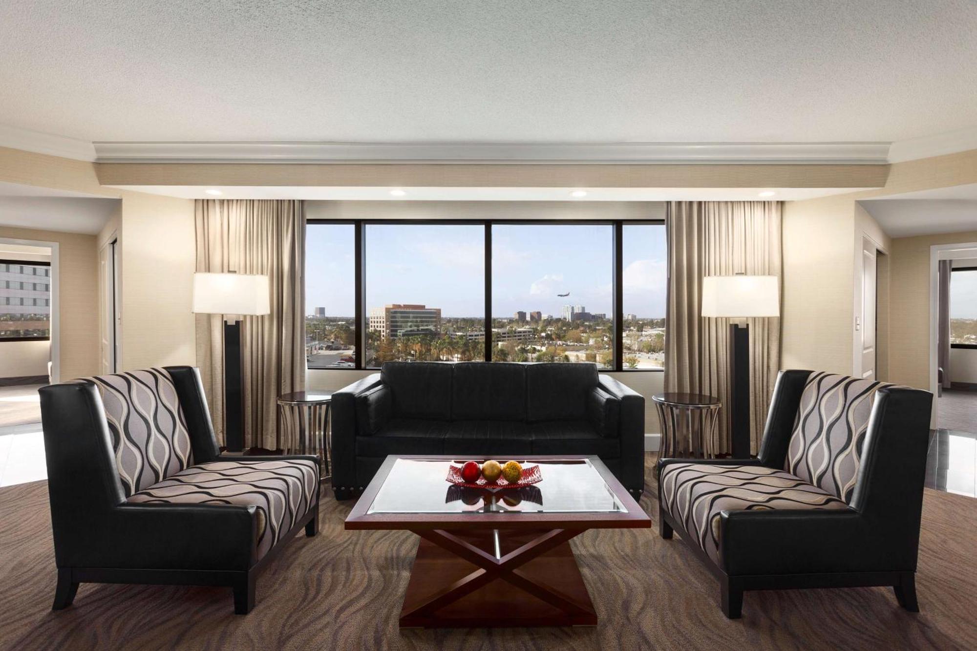 Embassy Suites By Hilton Irvine Orange County Airport Eksteriør billede